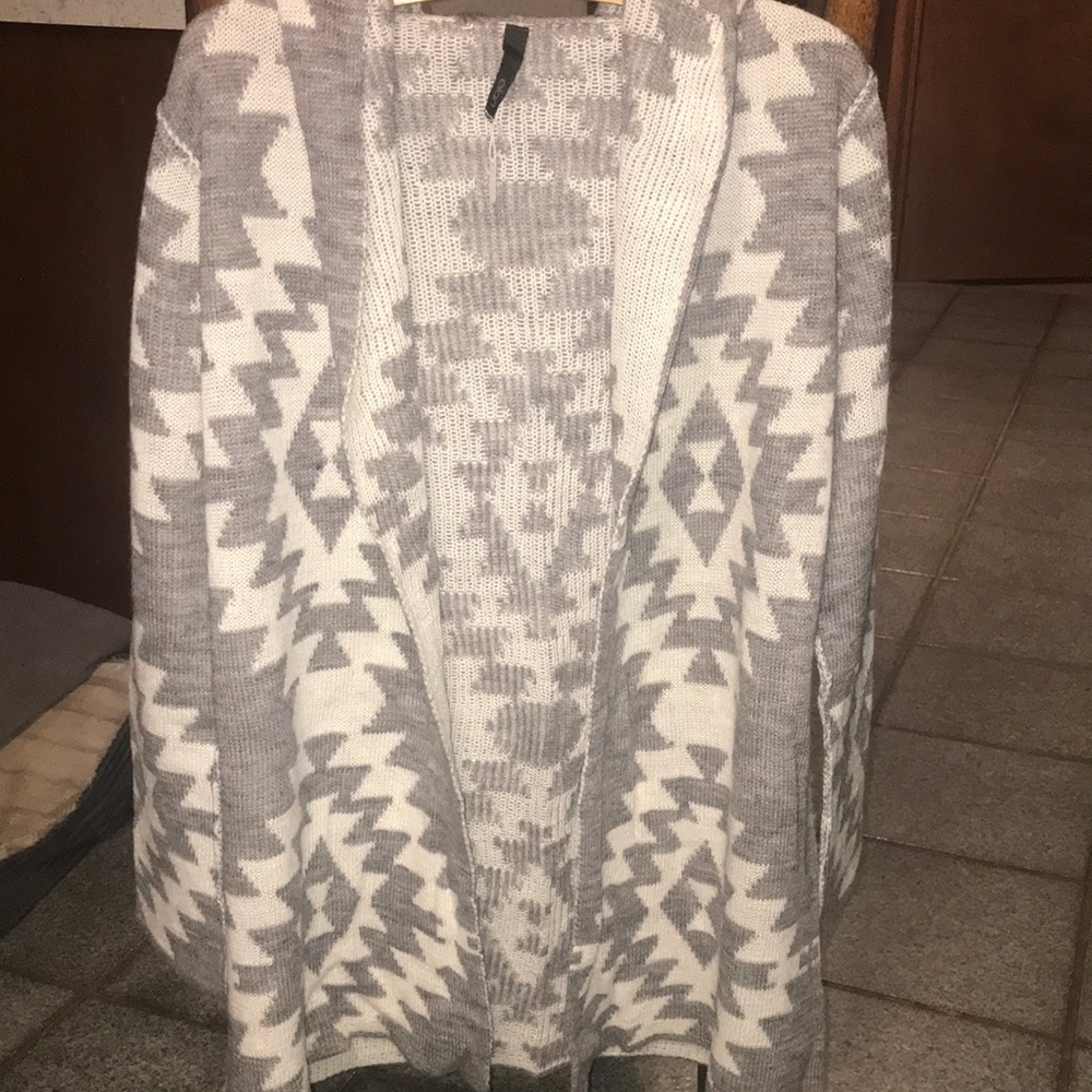 Elon sweater